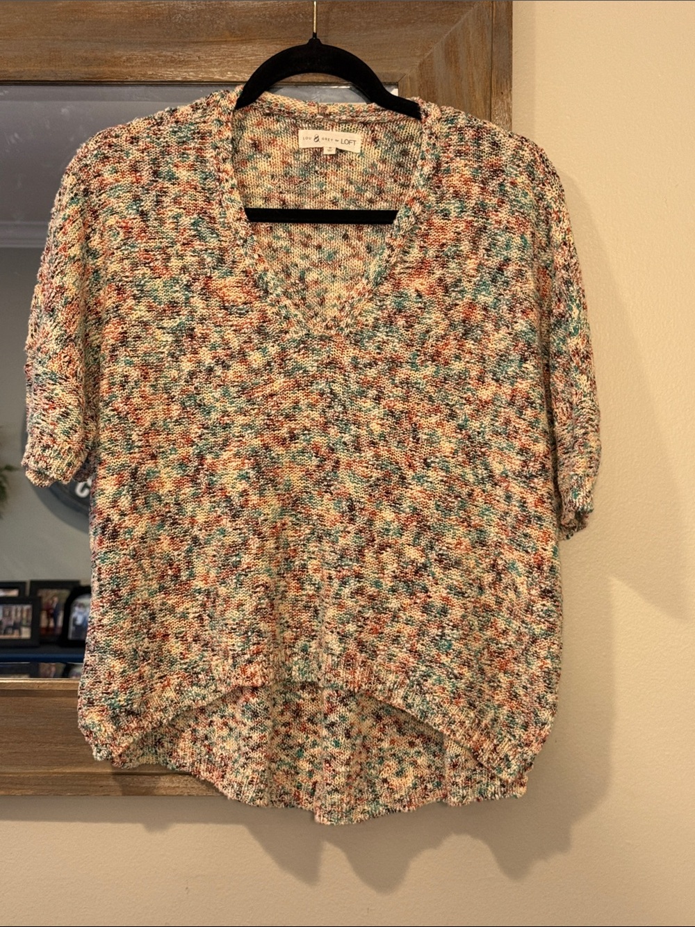 LOFT Speckled Multicolor V-Neck Short Sleeve Sweater